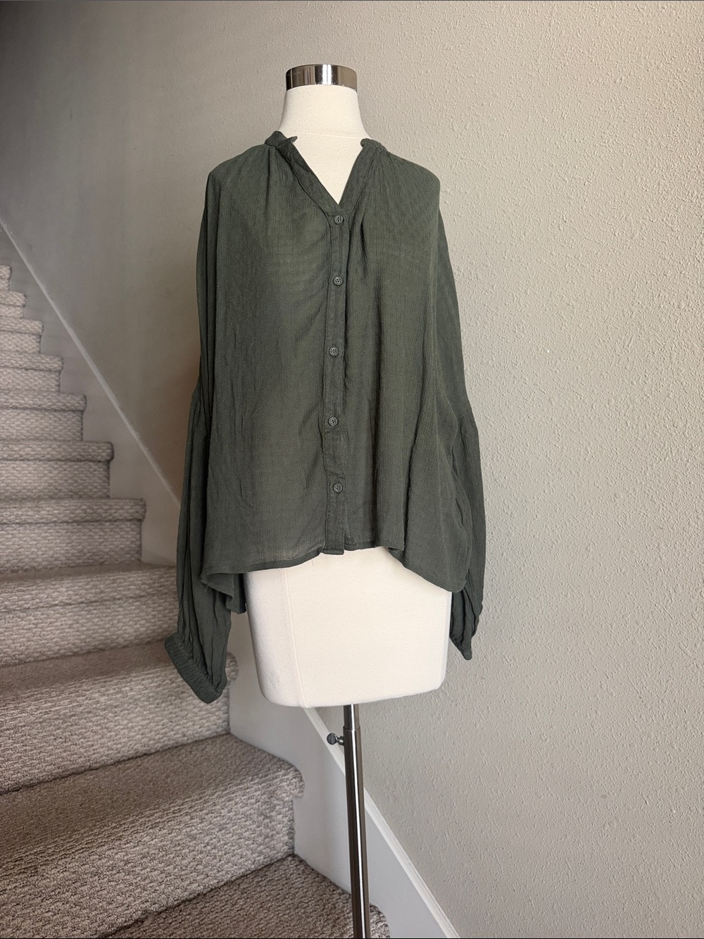 Roma Sz M Sheer Olive Green Button-Front, Drop Shoulder to Balloon Sleeves
